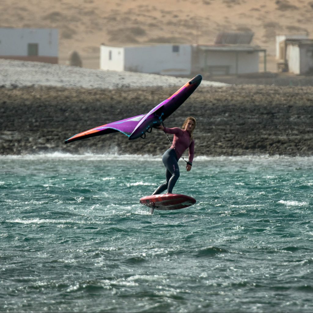talamone riding wing